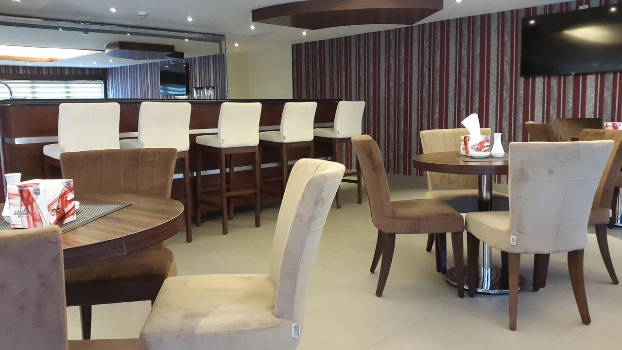 President Hotel Amman Bagian luar foto