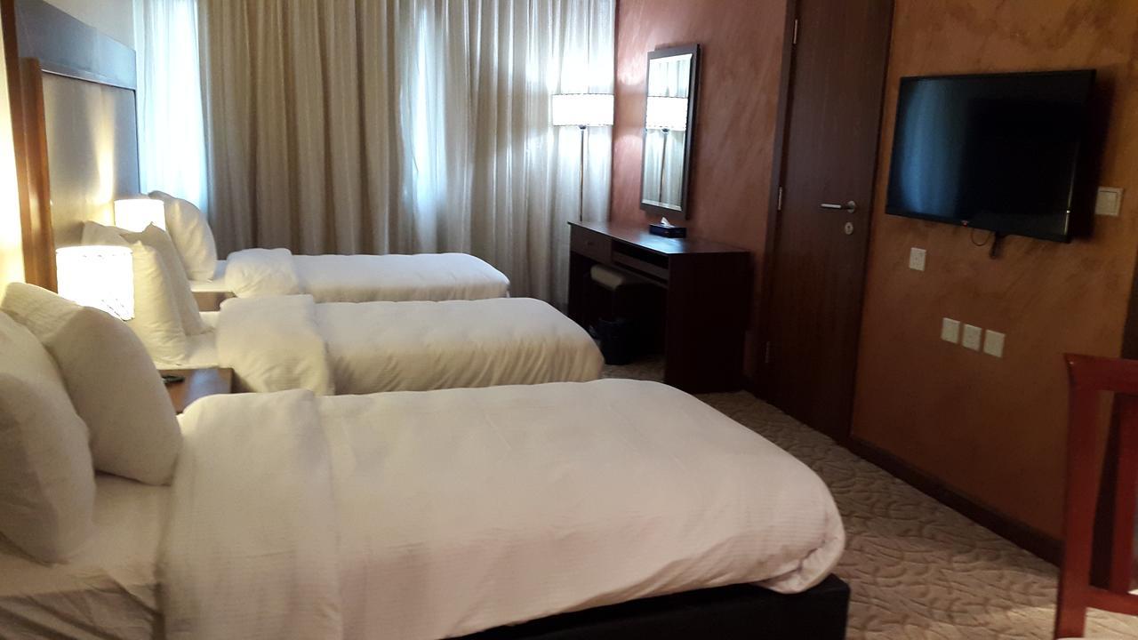 President Hotel Amman Bagian luar foto