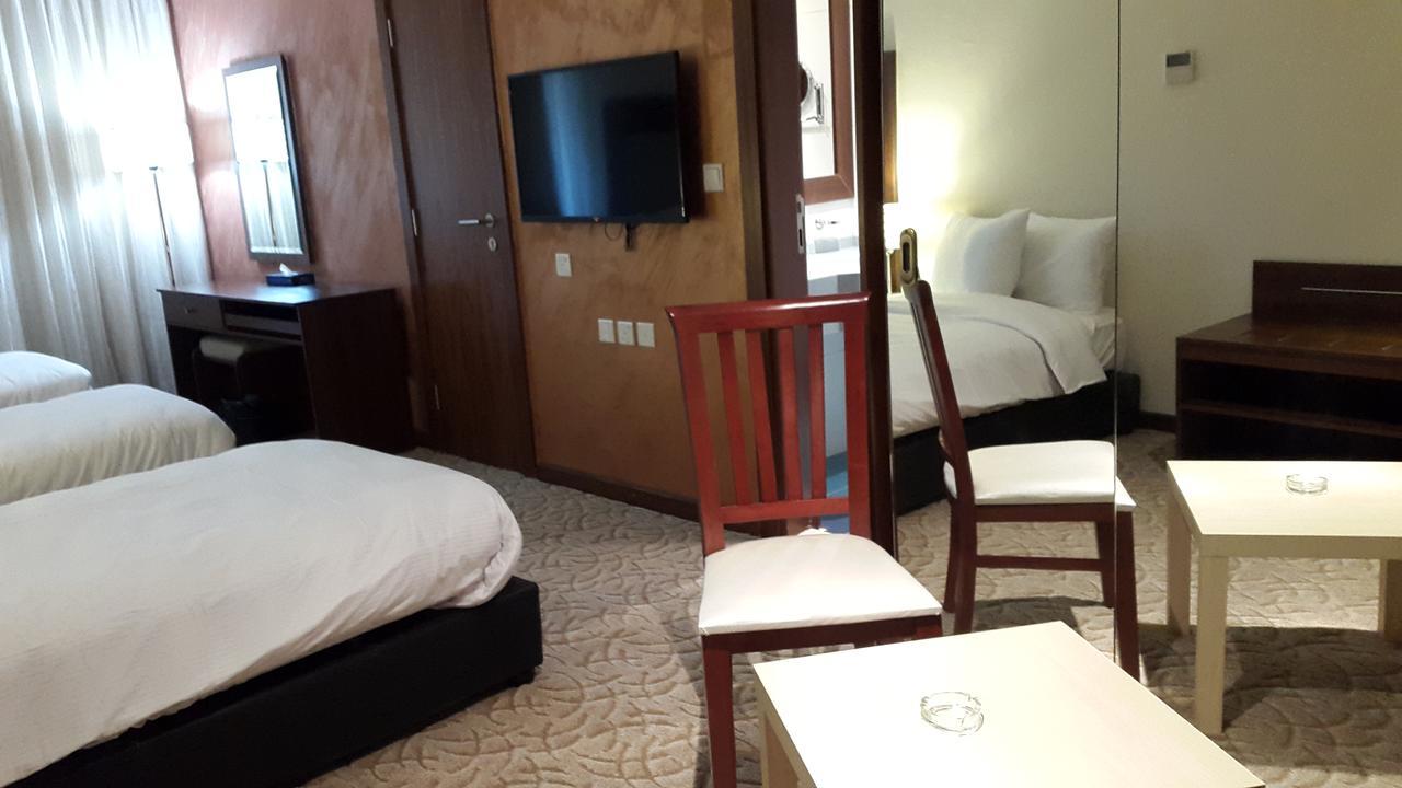 President Hotel Amman Bagian luar foto