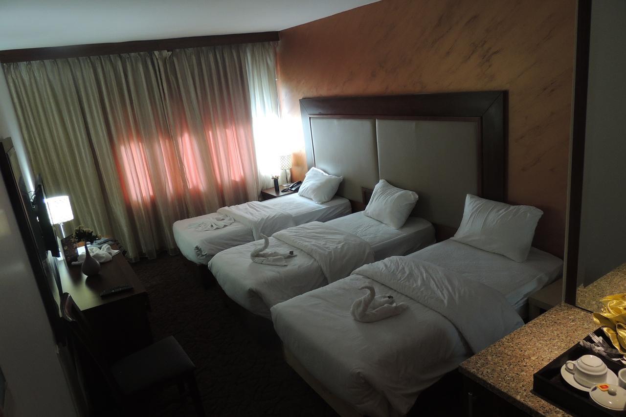 President Hotel Amman Bagian luar foto